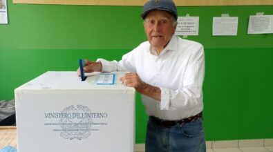 Aprigliano, la storia di Corrado Altomare: a 101 anni continua ad esercitare il suo diritto di voto